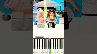 they saw me on the building doing the military dance🪖💃- Piano #robloxshorts #roblox