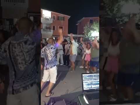 Professional_Dj_live