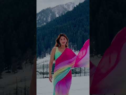 Snow me Real vs Reel 😂 #shorts #yrf #snowfall # kashmir