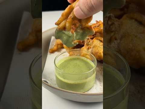 Aloo pyaz ke pakode#shorts