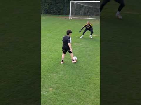 mejor que el Talismán? #FutbolArgentino #Riestra #Humor #Futbolista #Futbol #Jugador #Goles #Golazo