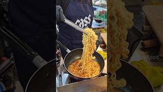 계란 라면 만들기 / Making egg ramen #shorts / korean street food