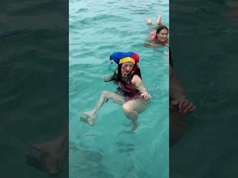 BEWARE OF SHARKS! 🫣 THE AMAZING DIGITAL CIRCUS