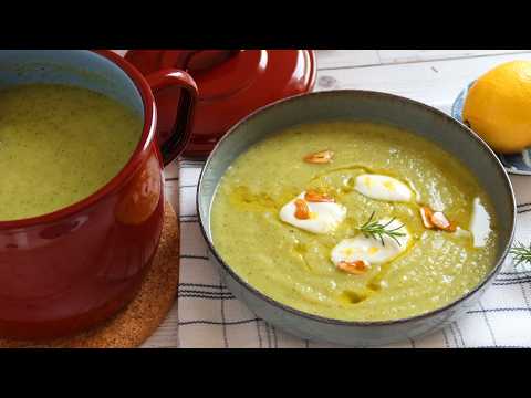 Crema de calabacín con aceite de ajos y romero