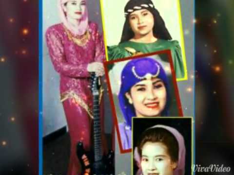 Nasida Ria ~ masa muda