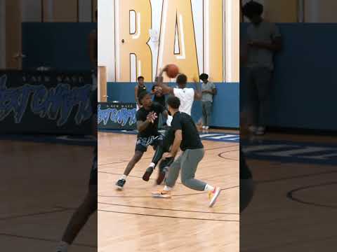 He Just Straight DESTROYED The Defense With This Move...