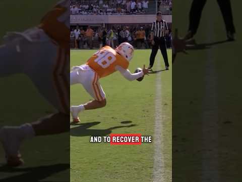 The long snapper recovered this punt! #shorts #georgia #tennessee