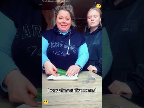 Fun mom and daughter pranks🤣🤣😂❤️❤️❤️#family #funny #prank #funnyvideo