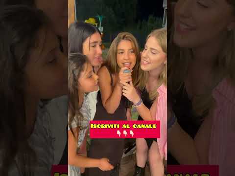 Ilary e Zia Nicole cantano al karaoke con tutti i nostri amici! #shorts