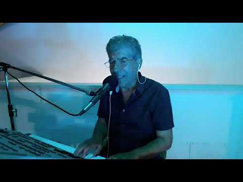 Enzo Marotta tastierista cantante