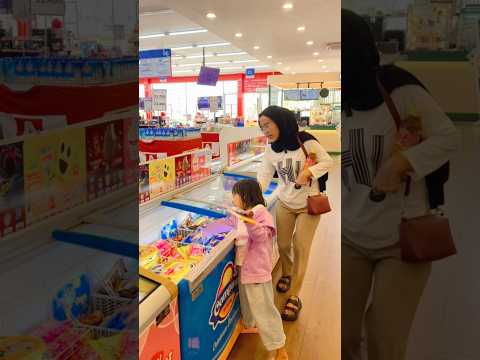 Ziyan ngga bisa ambil jajanan #viral  #shots