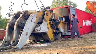 How Pakistan Mechanics Bring American Construction Machines Back to Life | by @pakistanitruck