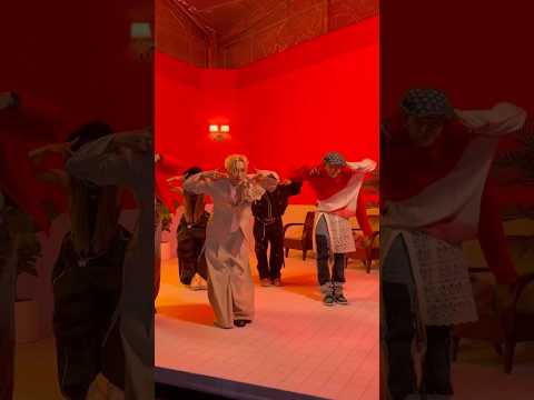 lên xe 🚑🍎🎵 #CuuLayAmNhac #CLAN #WrenEvans #SoundsOfVietnam#ShotoniPhone #ShotoniPhone16Pro