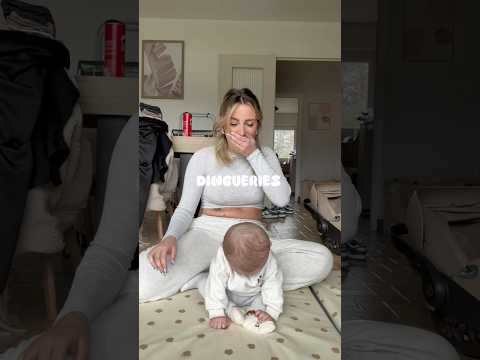Tout ça à 4 mois et demi 🫠🤭 #bebe #development #mom #maman