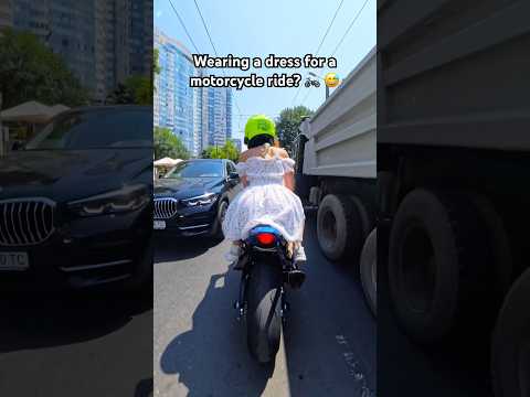 Wearing a dress for a motorcycle ride? ๐ ๐
Get ready for eyes on you from all sides! ๐ซ #bikelife