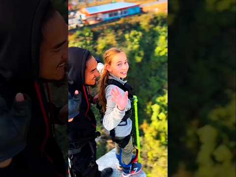 Iconic Kids jumps from CRAZY height 🥶 ✨️ #travel #bungeejump #bungeejumping #adventure