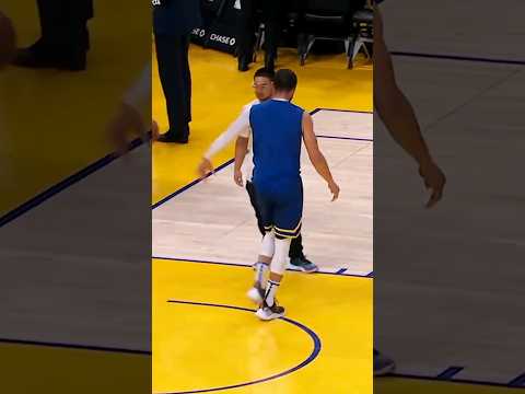 steph curry notice something unusual ?? #shorts