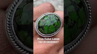 Pirus Hubei Lawas