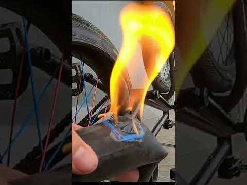 Como Quitar un Viejo Parche? 👌 #shorts  #bikehacks