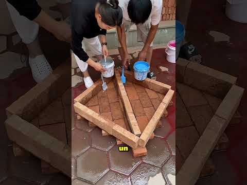 Questi fratelli hanno costruito un incredibile acquario con i mattoni 😱