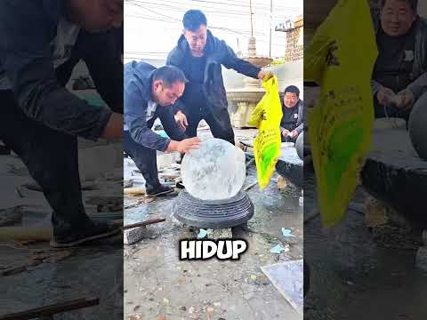 Proses Batu Berputar di Atas Air Mancur #shorts