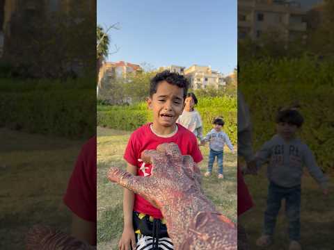 أيد الغول ضربت الأطفال الصغيرين |😩😱💔