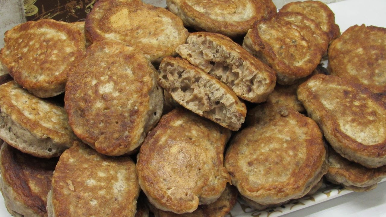 Остатки варенья и вода! Они бюджетные и очень вкусные - оладьи на воде - без яиц и без кефира