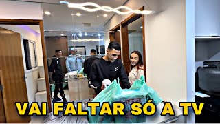 ALVIN E STHE FINALMENTE FORAM PRO APARTAMENTO E AGORA É VIDA NOVA