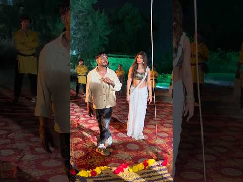 लटक जईब #Khesari​ Lal Yadav  Akanksha Puri #Shilpi​ Raj Latak Jaiba #shots​ #video​ @abhyasray5390.