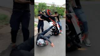 Yeh kuch zyada TOOFANI hogaya🤣😆 #farazstuntrider #superbikes #hayabusa