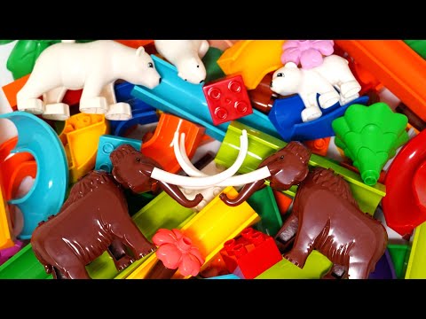 Satisfying Building Blocks Marble Run Surprise! A block coaster with an ancient mammoth!