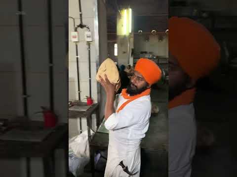 Automatic Roti Machine😱#shortvideo#streetfood#food#foodie#shorts#short#amritsar#goldentemple#fyp