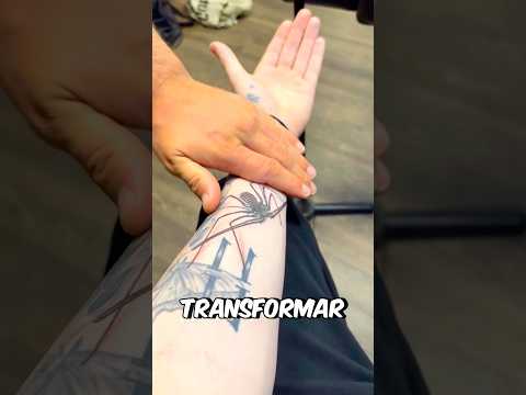 Ele TATUA os Insetos! #curiosidades #incrivel #animal
