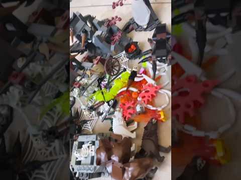PARTE 23 -DECORANDO NUESTRA CASA DE LEGO DE HALLOWEEN! 😱🎃👻 #shorts