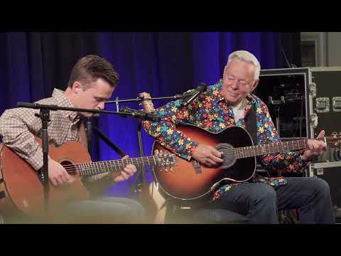 Tommy Emmanuel and Parker Hastings play Saltwater at CAAS 2025.