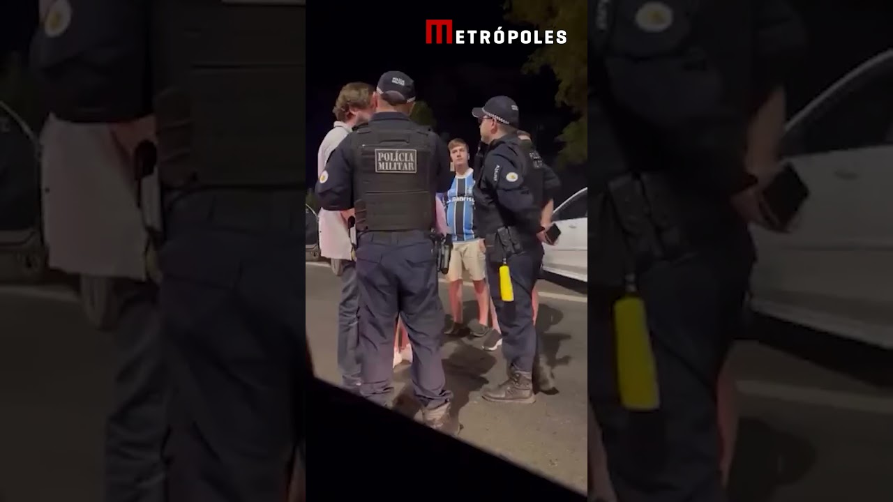 Você ta ferrado Mulher discute com PMs durante blitz na Ponte JK