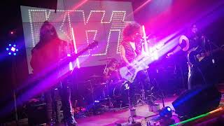 KISS TRIBUTE BY BESSO // I WAS MADE FOR LOVIN ' YOU