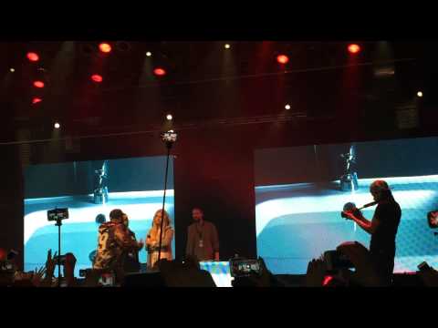 Shirin David ft. Ado Kojo - Du Liebst Mich Nicht LIVE auf der GANGTOUR in Saarbrücken