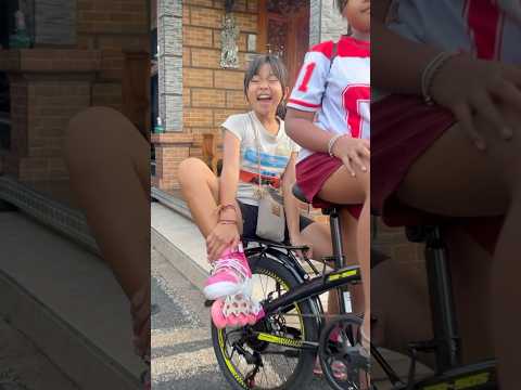 Bisa gak ya?!! Mesya pake Sepatu Roda Ban di Tengah | Resya Mesya