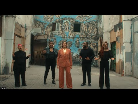 Chimène Badi - Je reste là (Clip officiel)