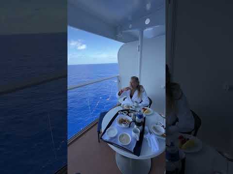 Мы сейчас с Саррой на самом большом лайнере в мире🩵 #staroftheseas