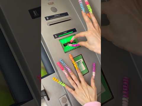 Kıvırcık tırnaklar ile ATM !? ATM kartımı yedi ?! Dünyanın en zor şeyi bu !! #curly