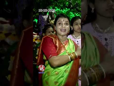 Chandravva Mucchatlu <strong>with</strong> <strong>Women</strong> at Warangal Bathukamma Celebrations | V6 News