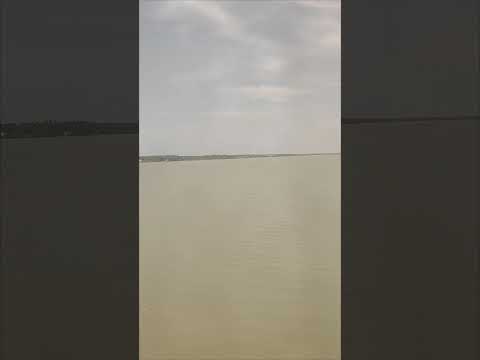 നീണ്ടു നിവർന്നു കിടക്കുന്ന വളപട്ടണം പുഴ..#kannur