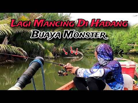 MENCEKAM ‼ LAGI MANCING DI SUNGAI KECIL TIBA-TIBA DI HADANG BUAYA MONSTER 😱