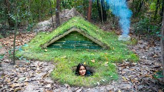 Girl Builds The Most Secret Underground Bamboo Grass Roof House in the Jungle