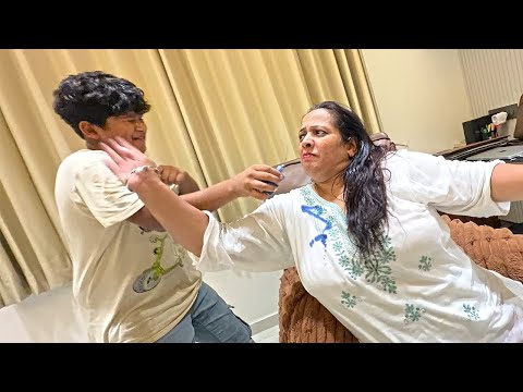 Fake ink prank on mummy 😂