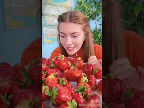 🍓 Strawberry😱#shorts #trending