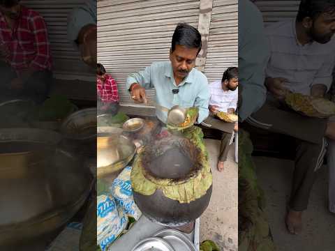 हरिद्वार के मशहूर पत्ते वाले छोले कुलचे 😋 #reels #viral #youtubeshorts
