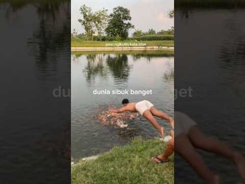 dunia sibuk banget ya😂#core #duniasibukbanget #ngakak  #memes #mentality #fypシ #fouryoupage #shorts